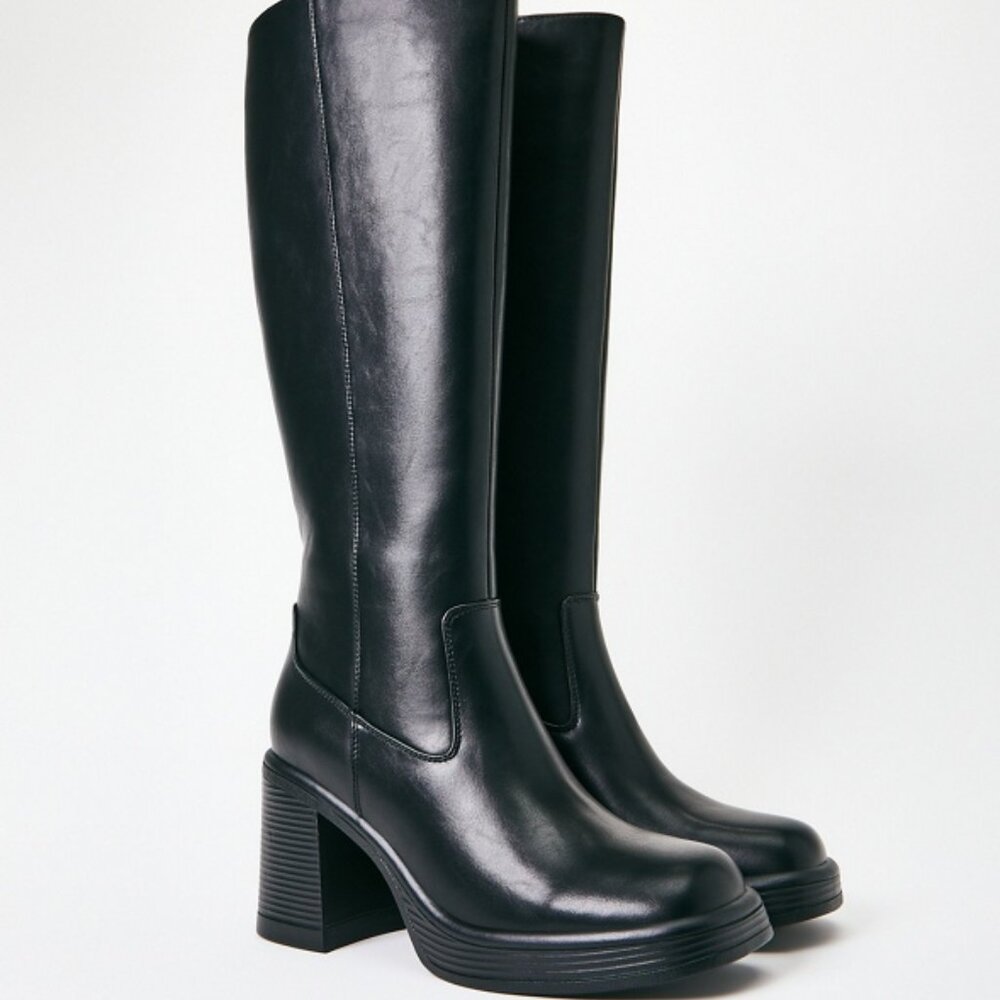 Romy Heeled Boot